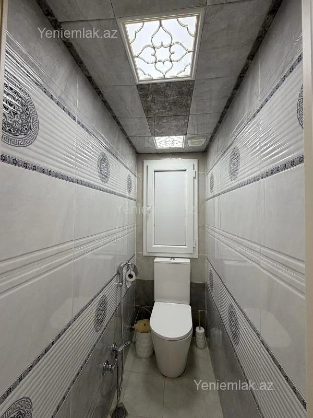 Satılır 2 otaqlı köhnə tikili 60 m²