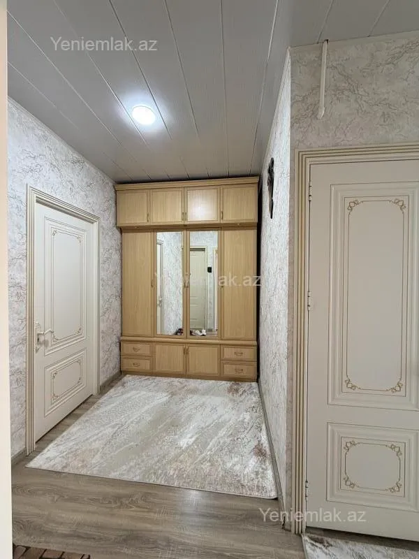 Satılır 2 otaqlı köhnə tikili 60 m²