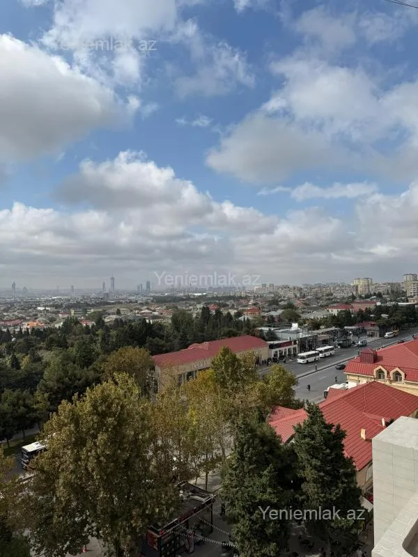 Satılır 3 otaqlı köhnə tikili 65 m²