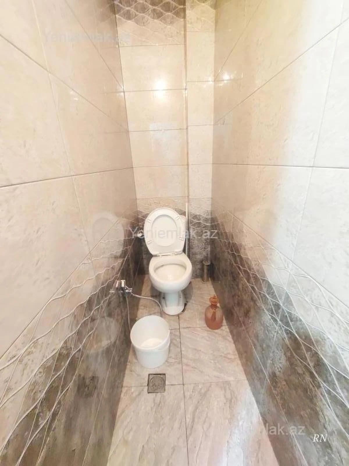 Satılır 4 otaqlı köhnə tikili 90 m²