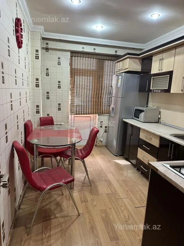 Satılır 2 otaqlı yeni tikili 95 m²