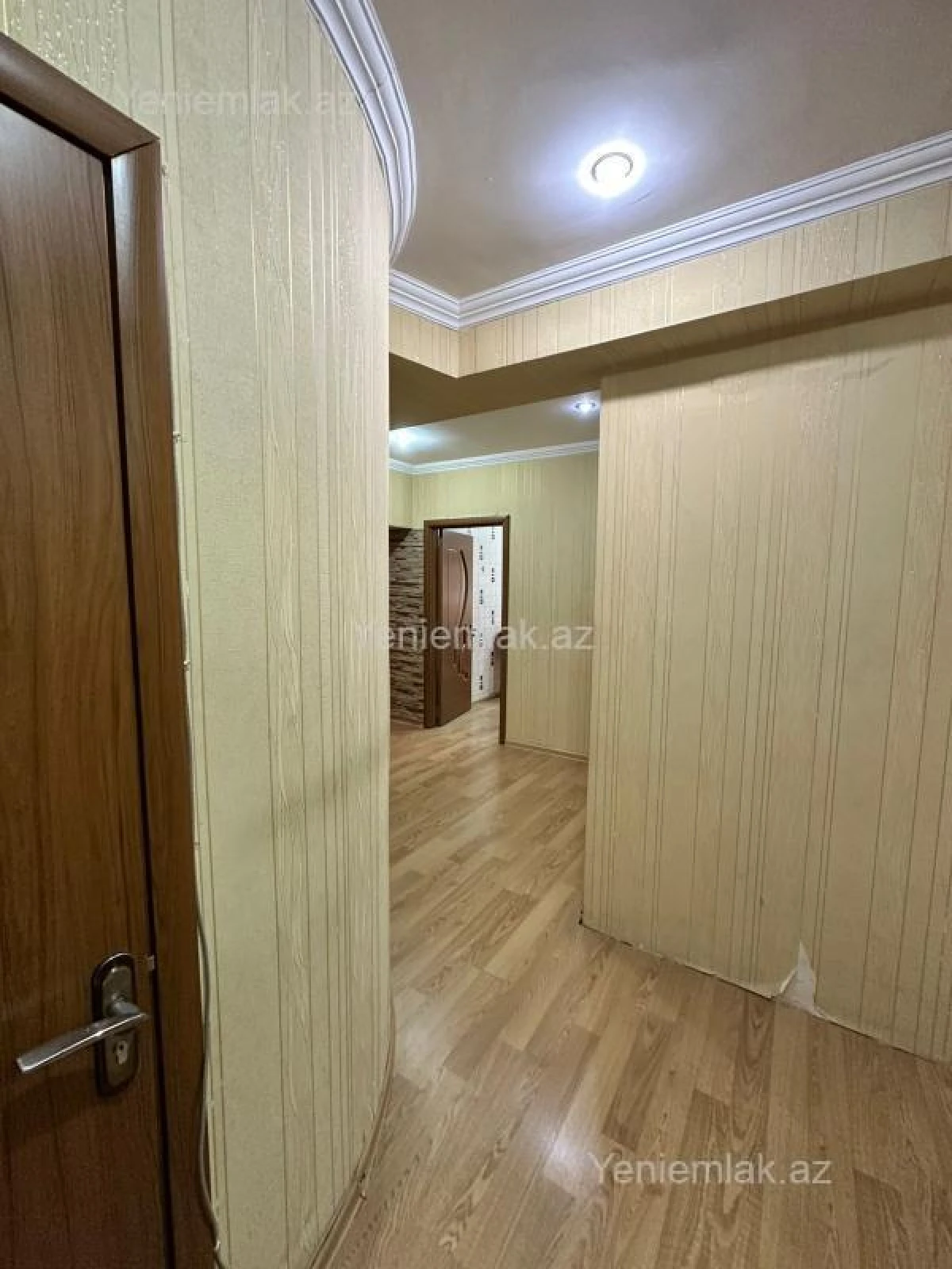 Satılır 2 otaqlı yeni tikili 95 m²