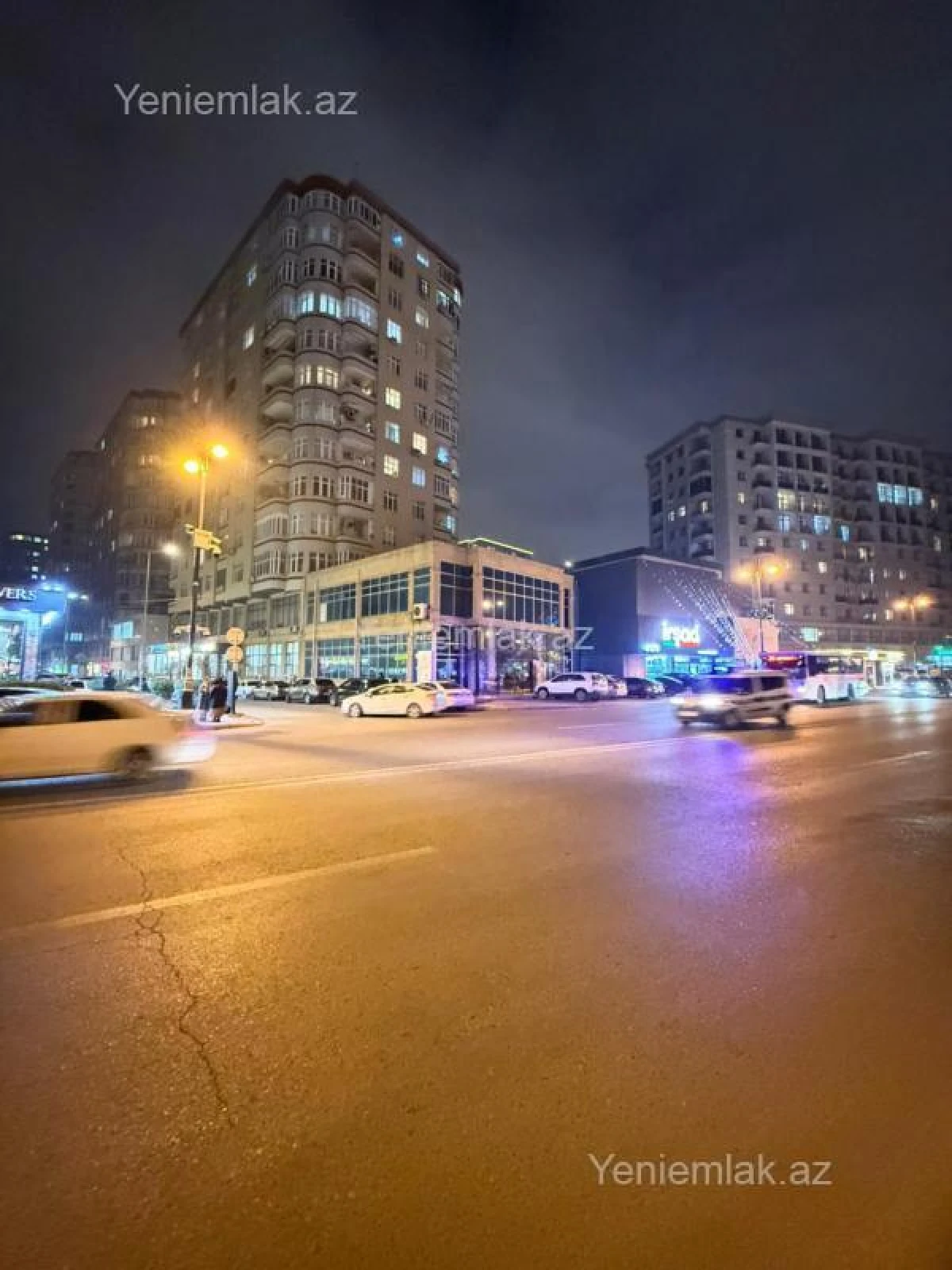 Satılır 3 otaqlı yeni tikili 153 m²