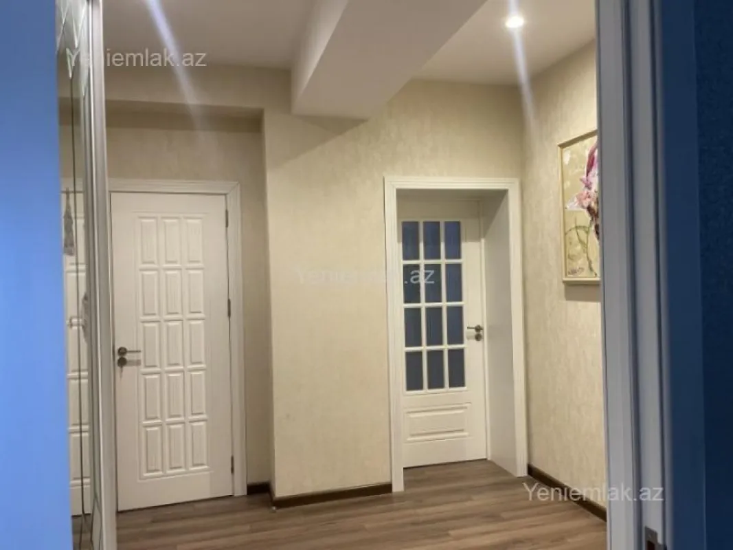 Satılır 2 otaqlı yeni tikili 85 m²