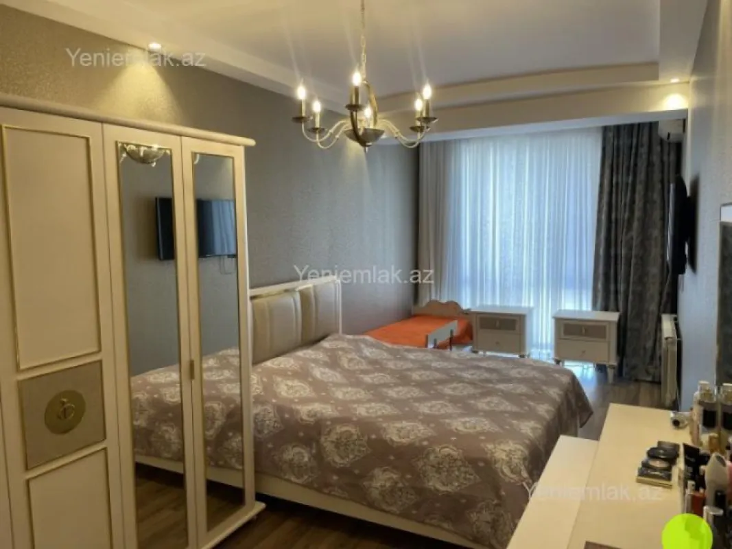 Satılır 2 otaqlı yeni tikili 85 m²