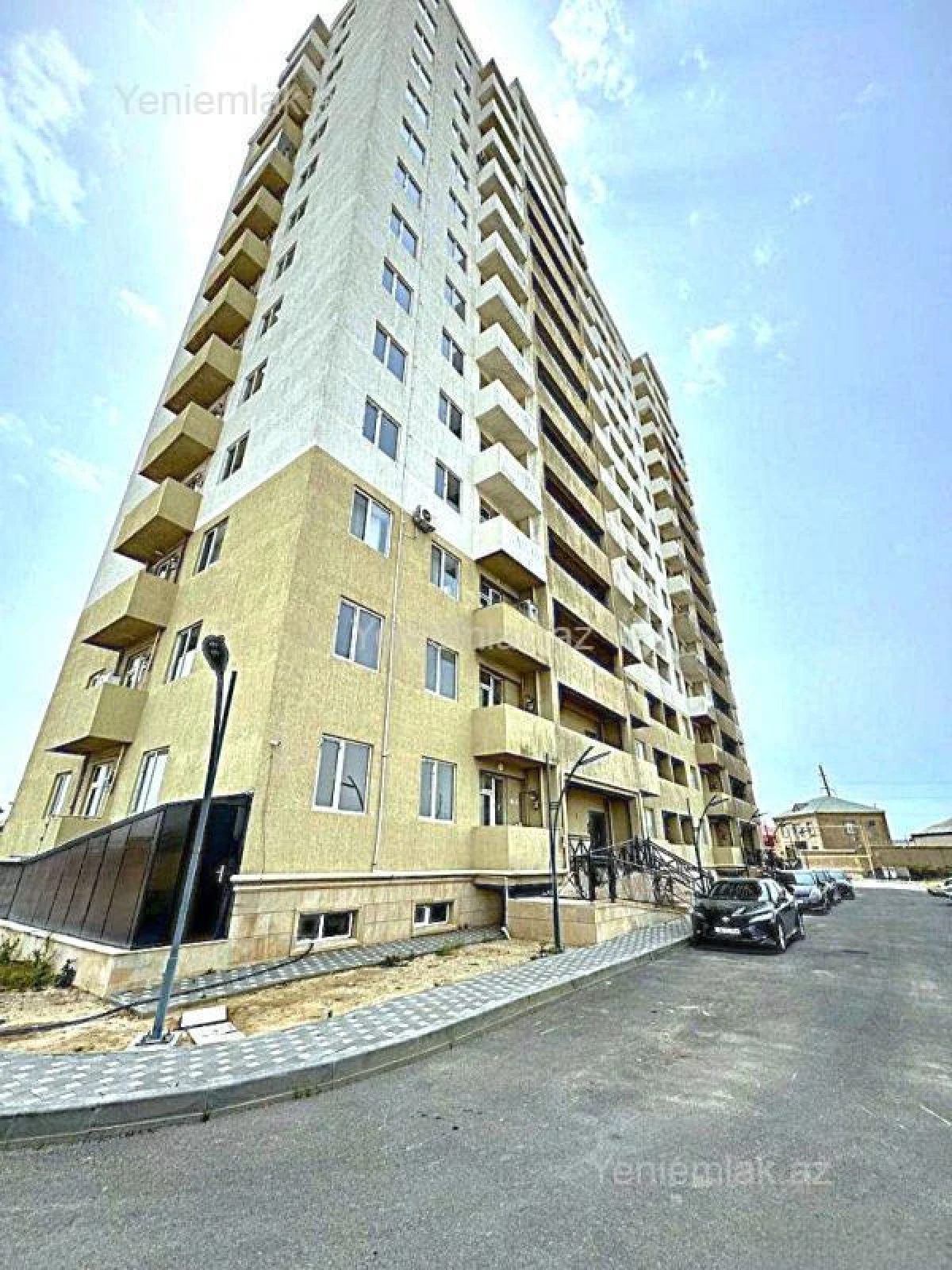 Satılır 2 otaqlı yeni tikili 60 m²