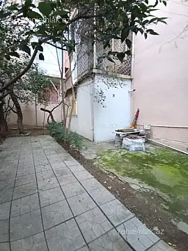 Satılır 5 otaqlı köhnə tikili 85 m²