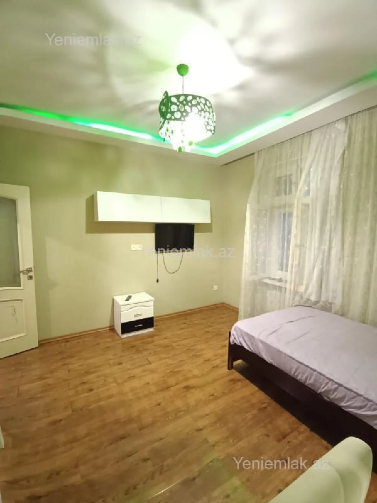 Satılır 5 otaqlı köhnə tikili 85 m²