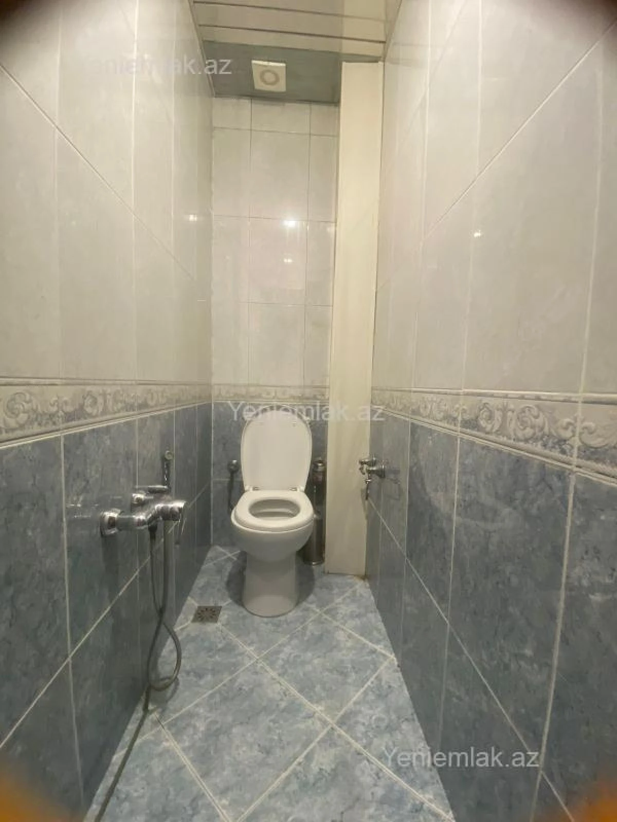 Satılır 4 otaqlı köhnə tikili 121 m²