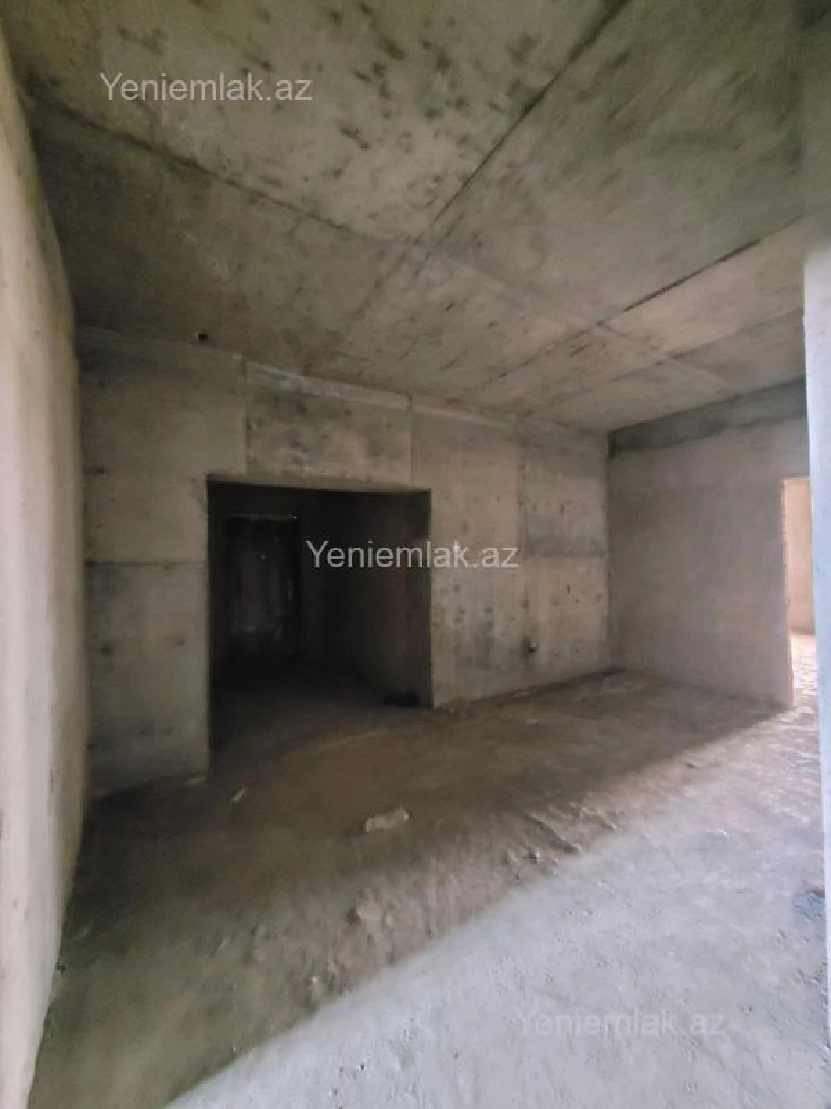 Satılır 3 otaqlı yeni tikili 140 m²