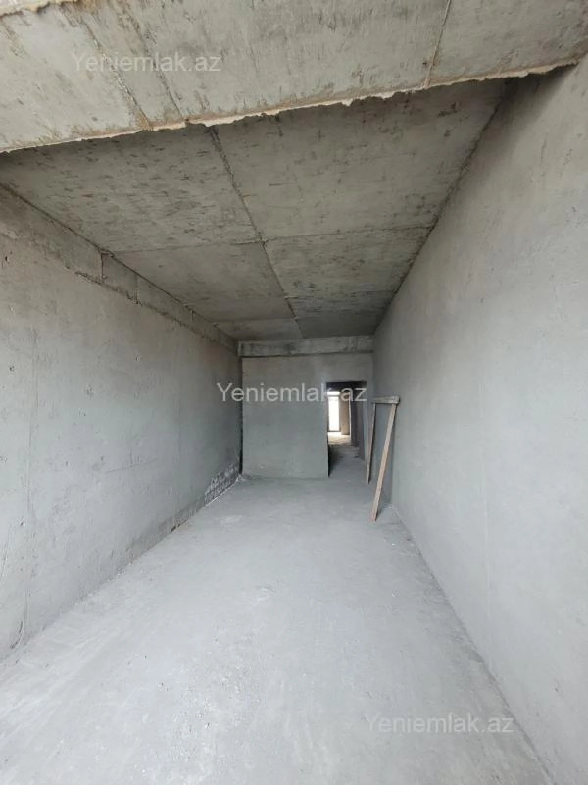 Satılır 3 otaqlı yeni tikili 140 m²