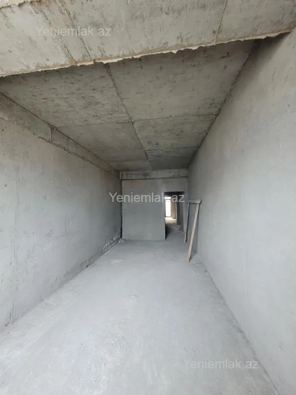 Satılır 3 otaqlı yeni tikili 140 m²