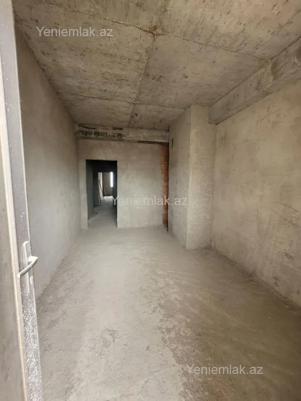 Satılır 3 otaqlı yeni tikili 140 m²