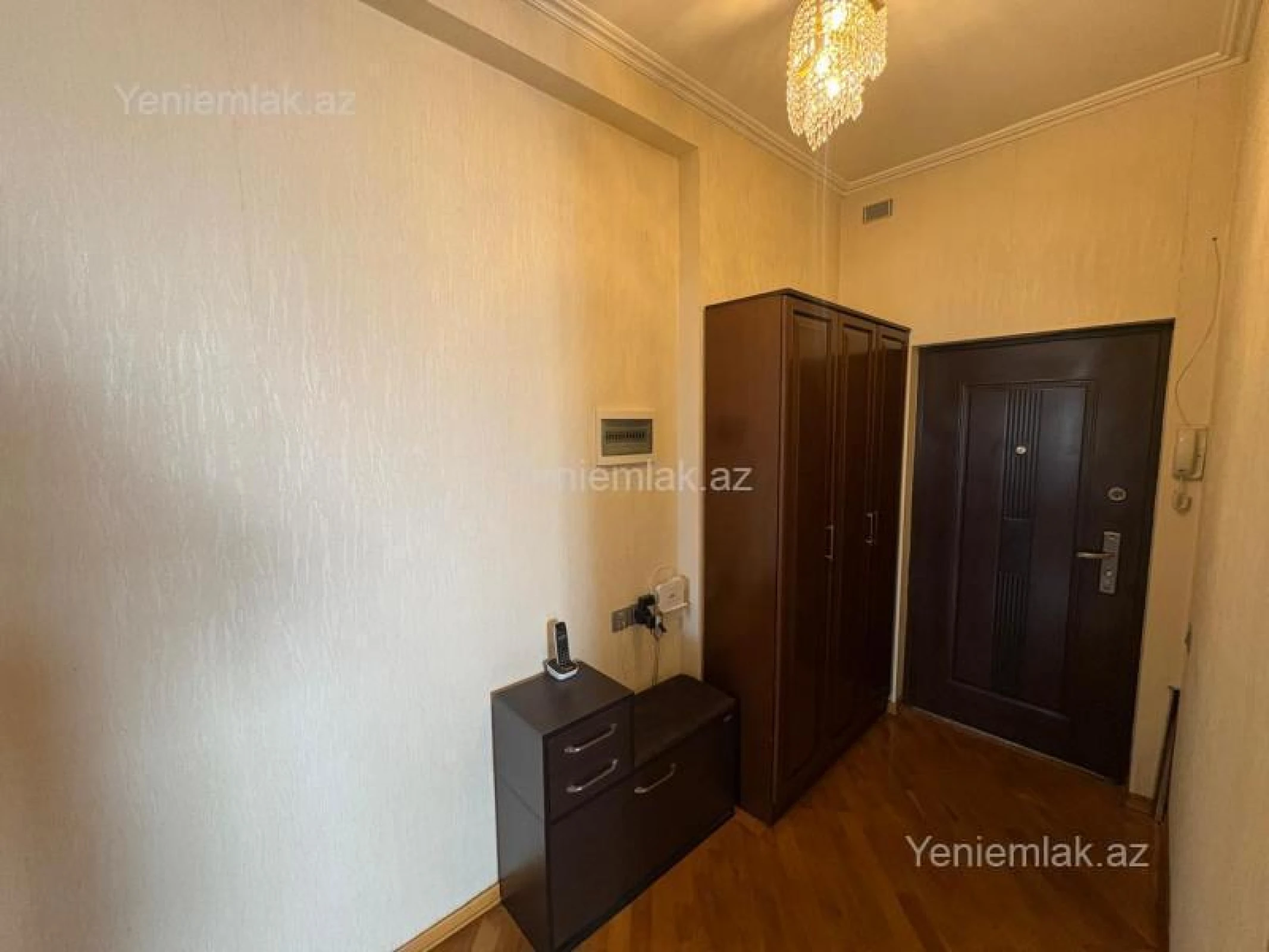 Satılır 2 otaqlı yeni tikili 70 m²