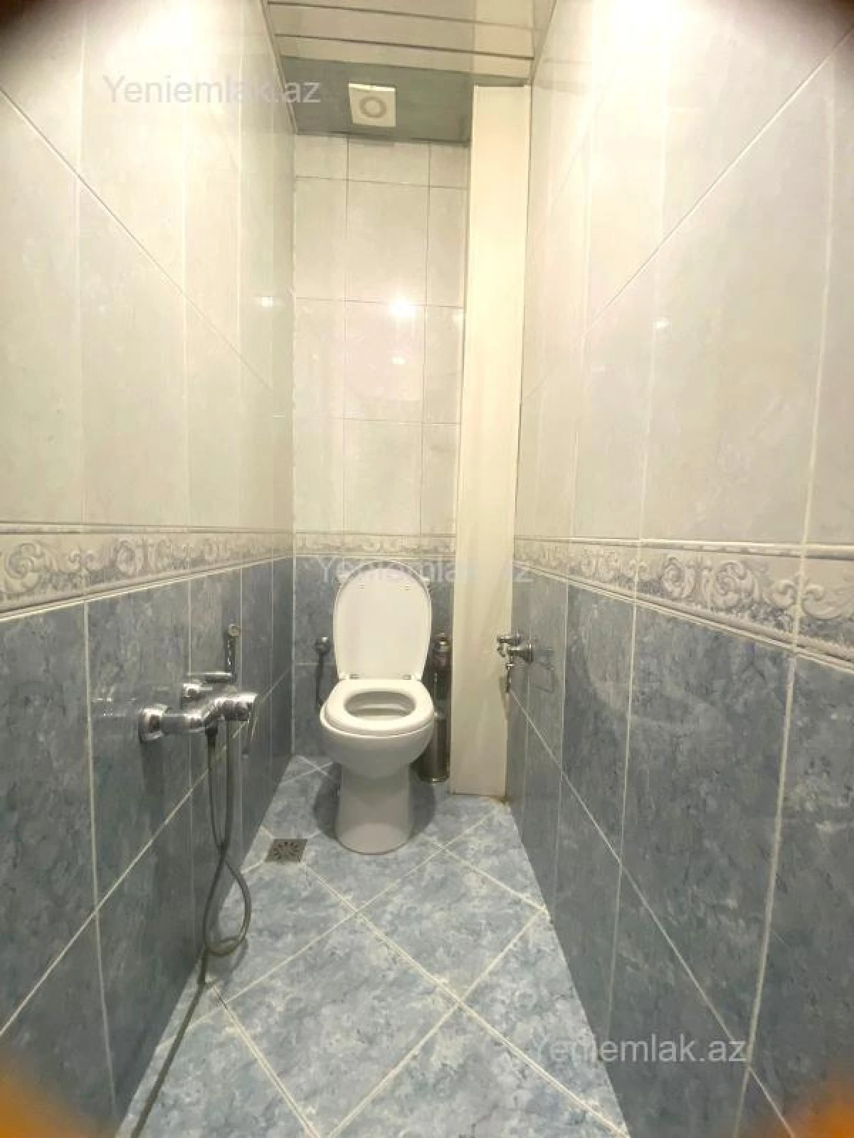Satılır 4 otaqlı köhnə tikili 110 m²