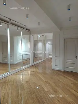 Satılır 3 otaqlı yeni tikili 150 m²