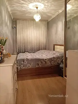 Satılır 2 otaqlı köhnə tikili 55 m²