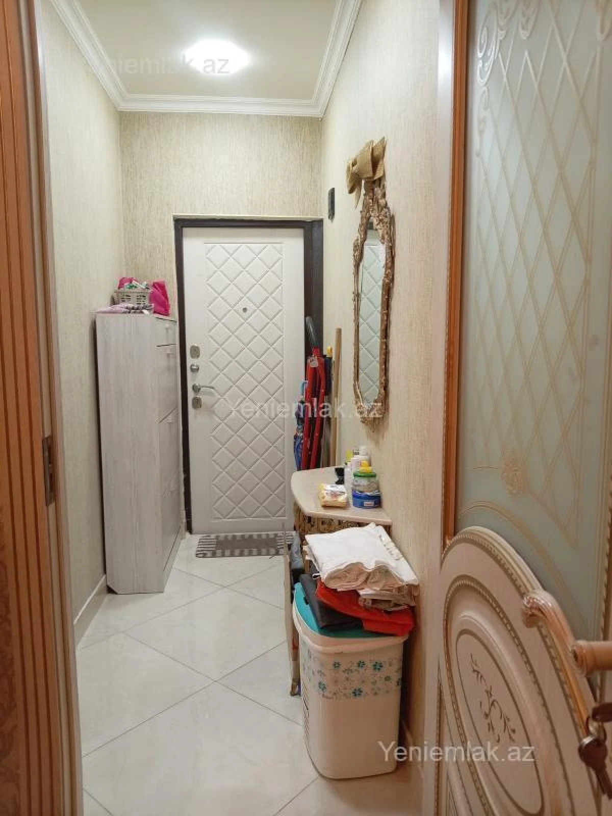 Satılır 2 otaqlı köhnə tikili 55 m²