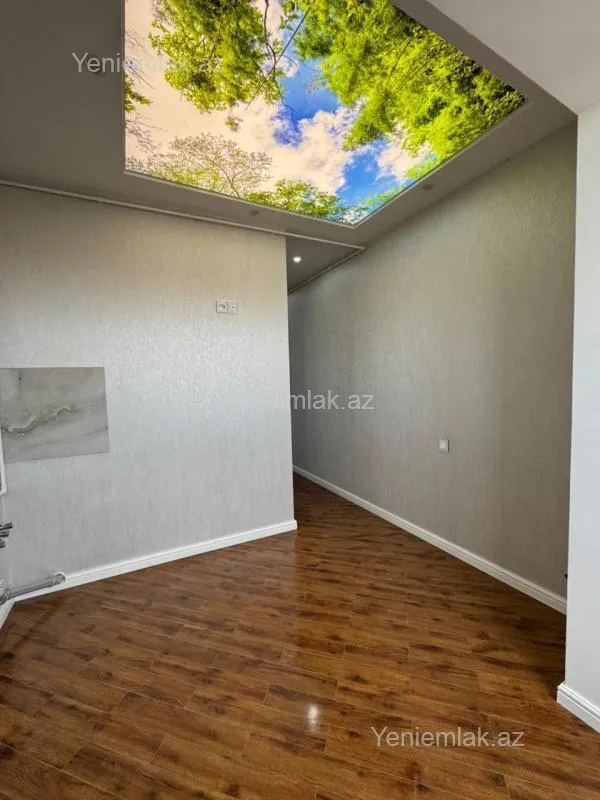Satılır 2 otaqlı köhnə tikili 60 m²