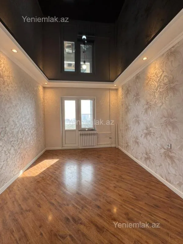 Satılır 2 otaqlı köhnə tikili 60 m²