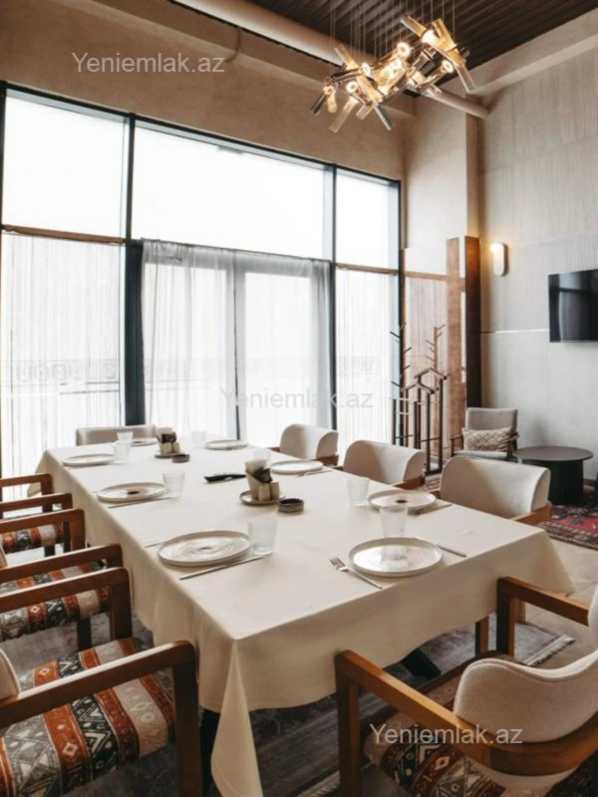 Satılır 6 otaqlı obyekt 410 m²