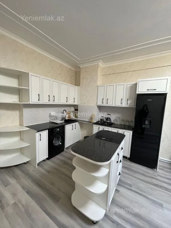 Satılır 2 otaqlı yeni tikili 92 m²