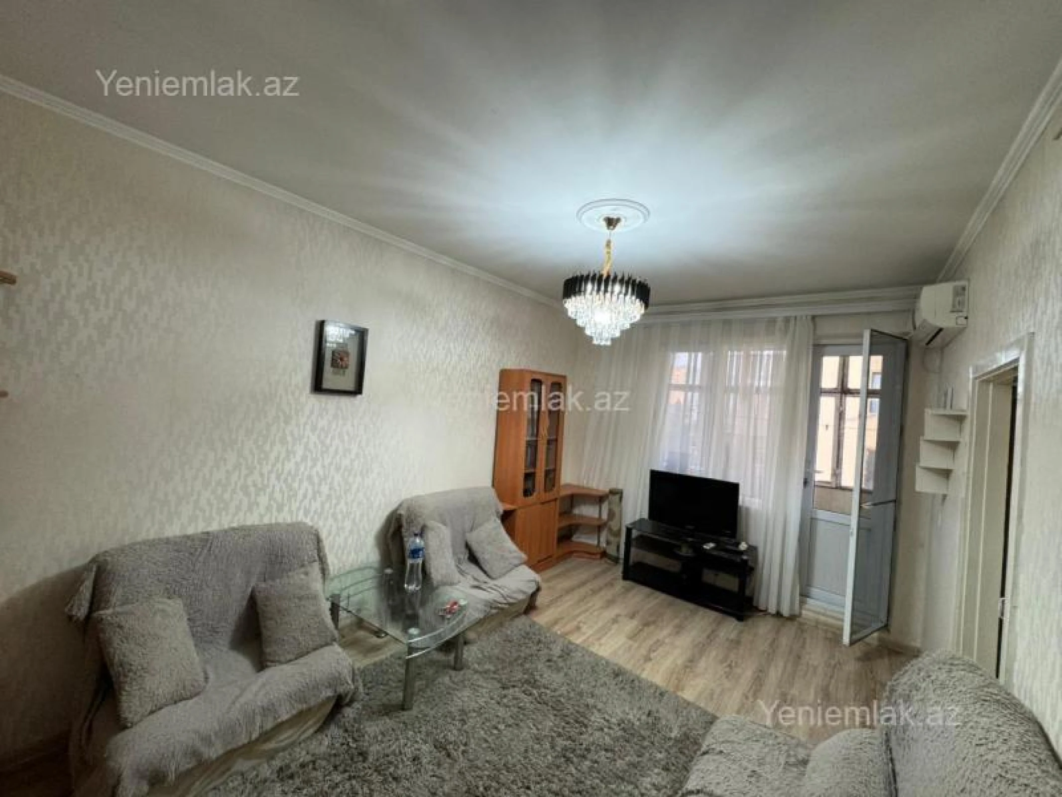 Satılır 2 otaqlı köhnə tikili 55 m²