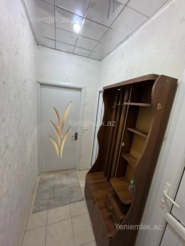 Satılır 2 otaqlı köhnə tikili 55 m²