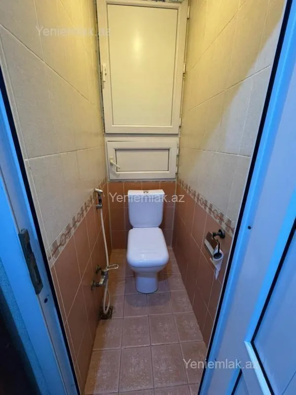 Satılır 2 otaqlı köhnə tikili 55 m²