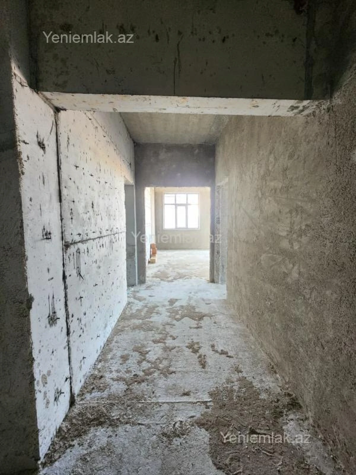 Satılır 3 otaqlı yeni tikili 130 m²