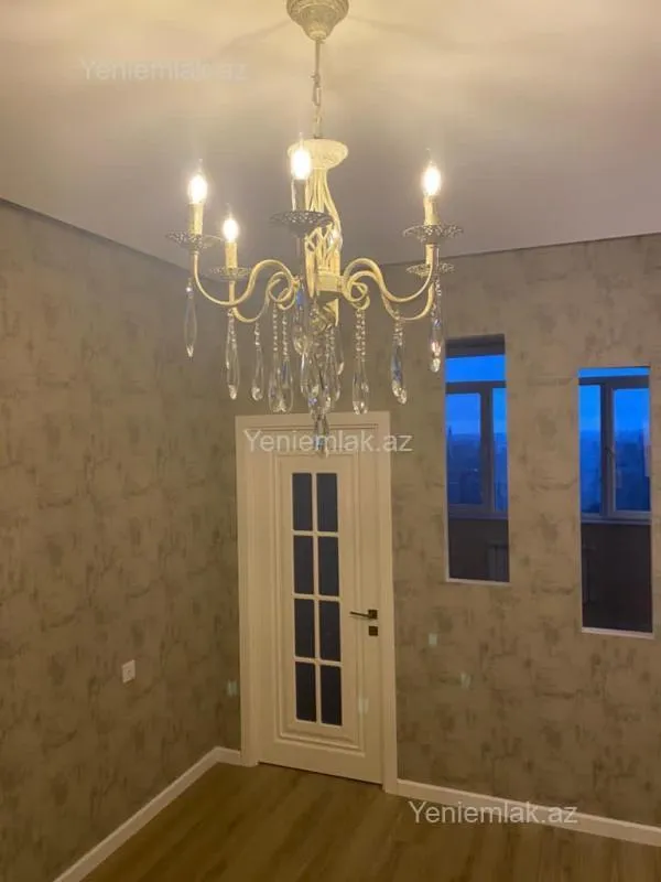 Satılır 4 otaqlı yeni tikili 95 m²