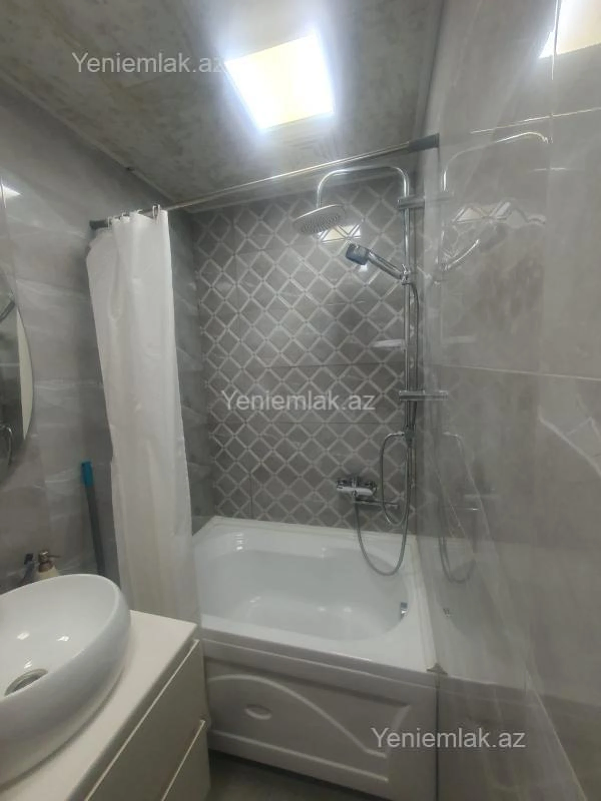 Satılır 3 otaqlı köhnə tikili 59 m²