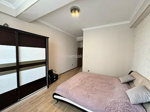 Satılır 2 otaqlı yeni tikili 92 m²