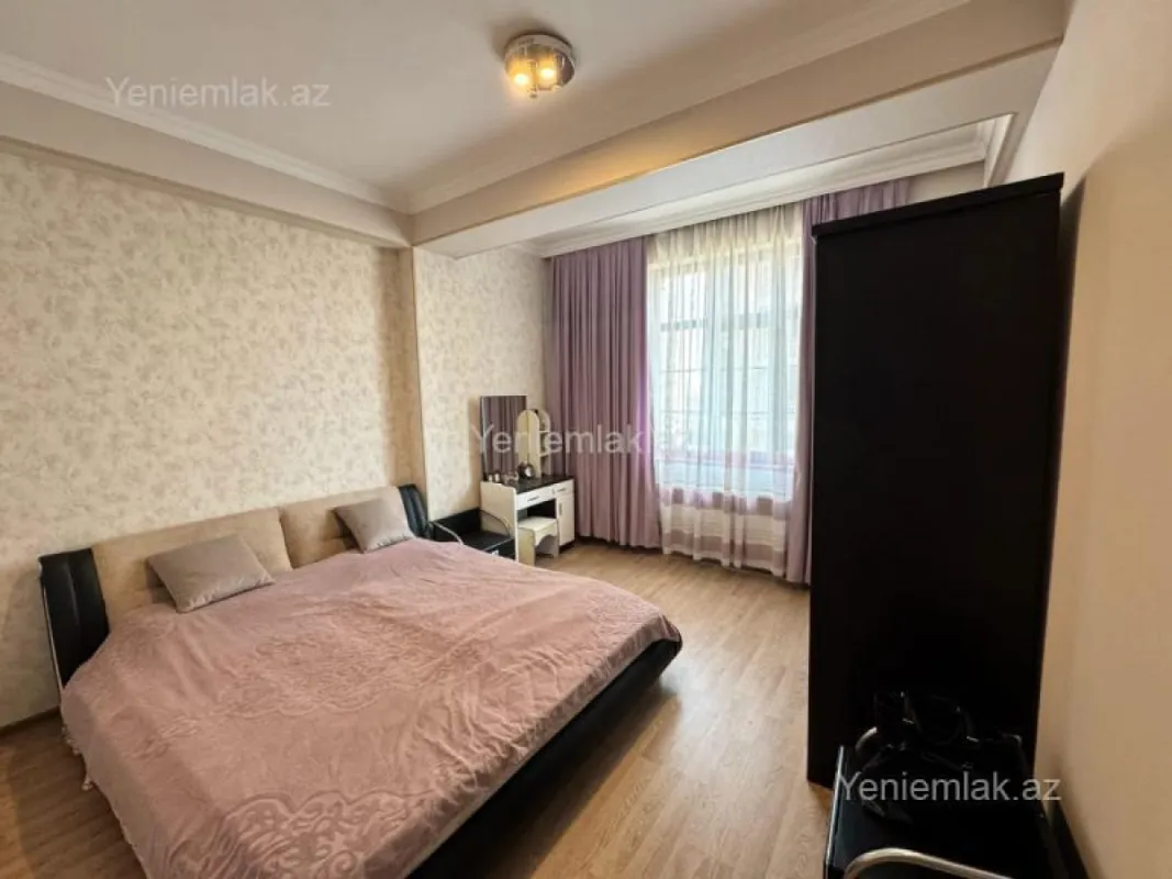 Satılır 2 otaqlı yeni tikili 92 m²