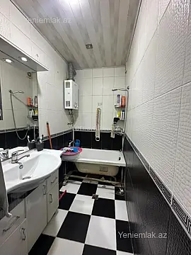 Satılır 3 otaqlı köhnə tikili 85 m²