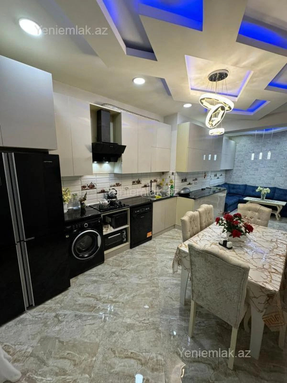 Satılır 2 otaqlı yeni tikili 110 m²