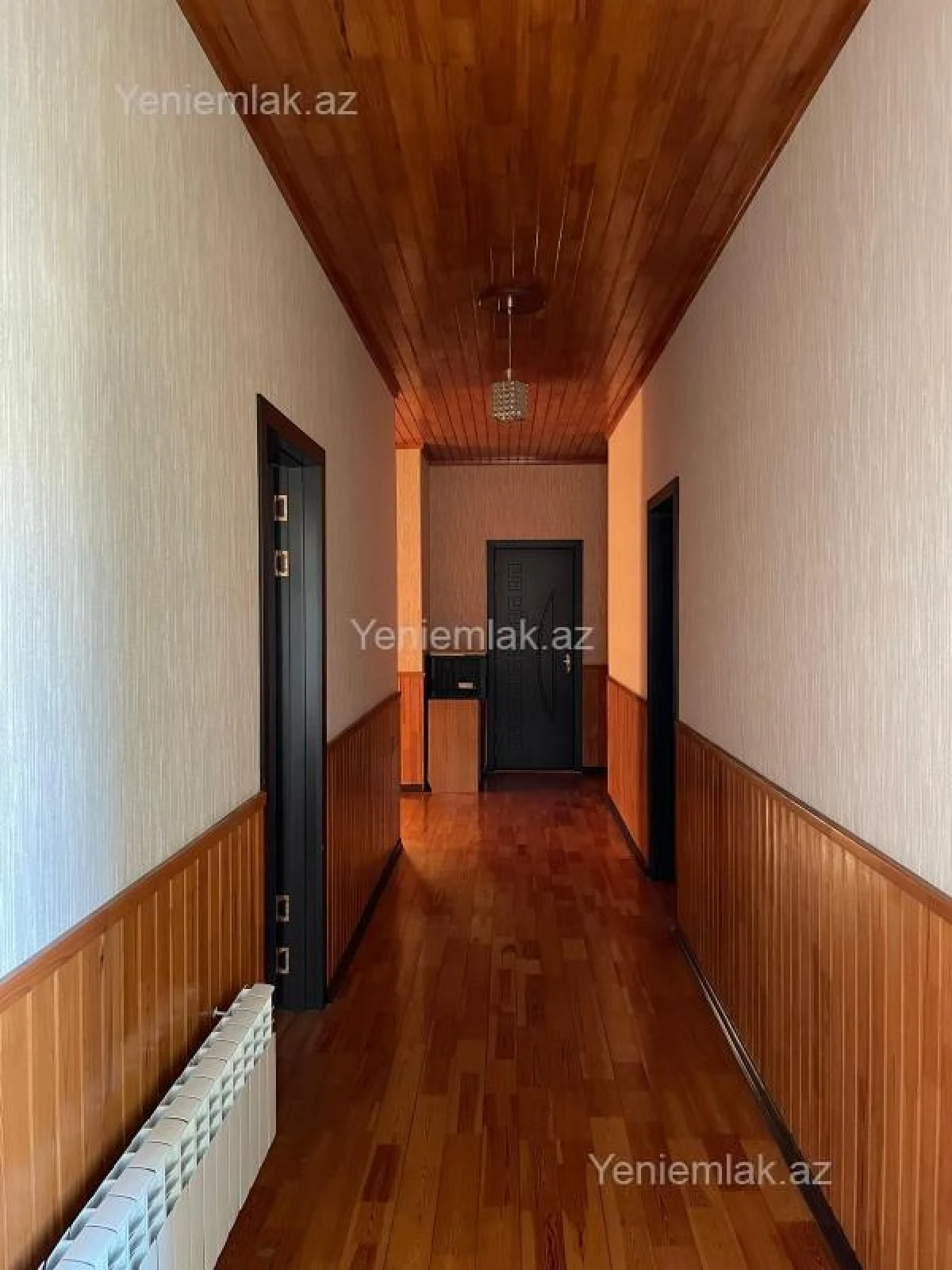 Satılır 5 otaqlı həyət evi 280 m²