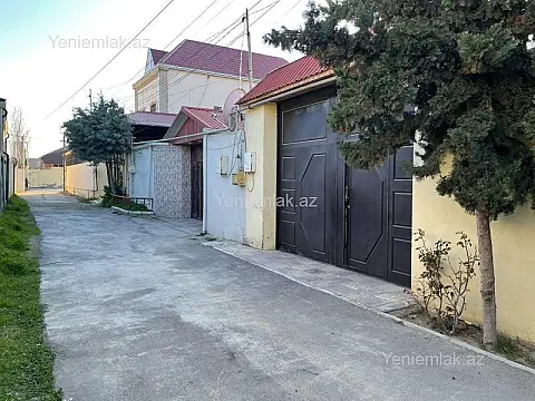 Satılır 5 otaqlı həyət evi 280 m²