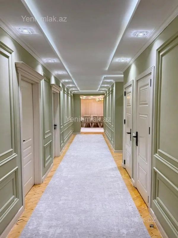 Satılır 4 otaqlı köhnə tikili 157 m²