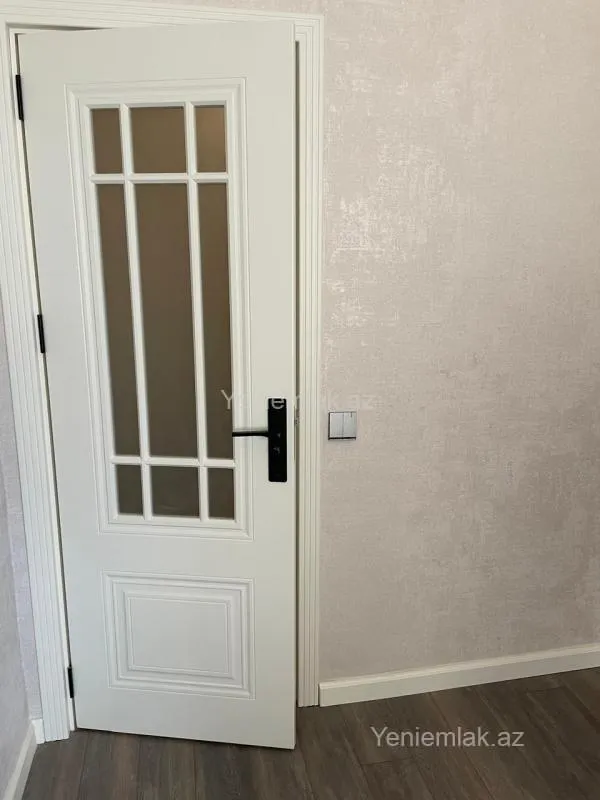 Satılır 3 otaqlı yeni tikili 130 m²