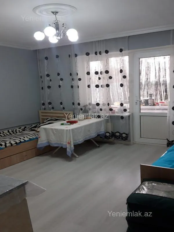 Satılır 2 otaqlı yeni tikili 75 m²