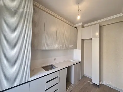 Satılır 2 otaqlı yeni tikili 61 m²