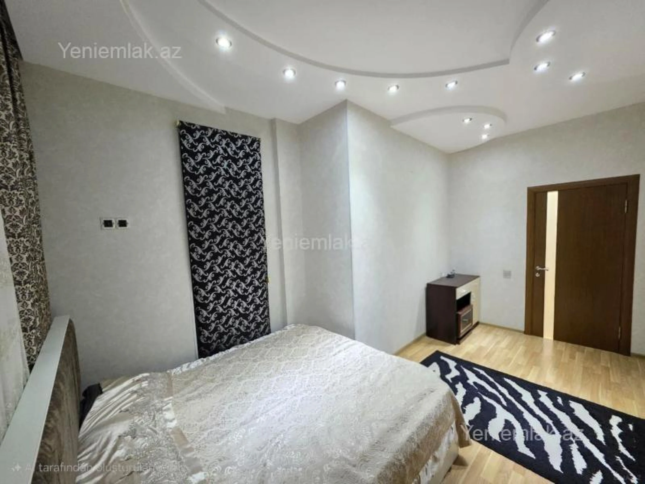 Satılır 3 otaqlı yeni tikili 110 m²