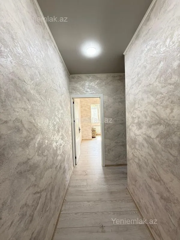 Satılır 1 otaqlı köhnə tikili 40 m²