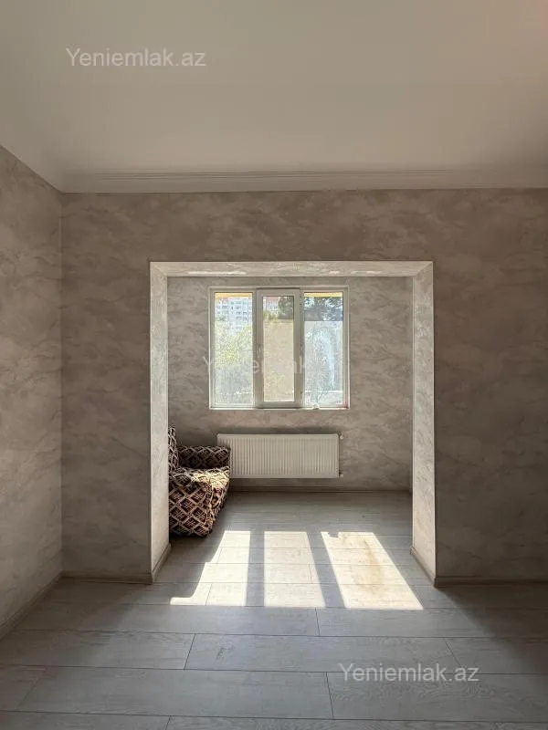 Satılır 1 otaqlı köhnə tikili 40 m²