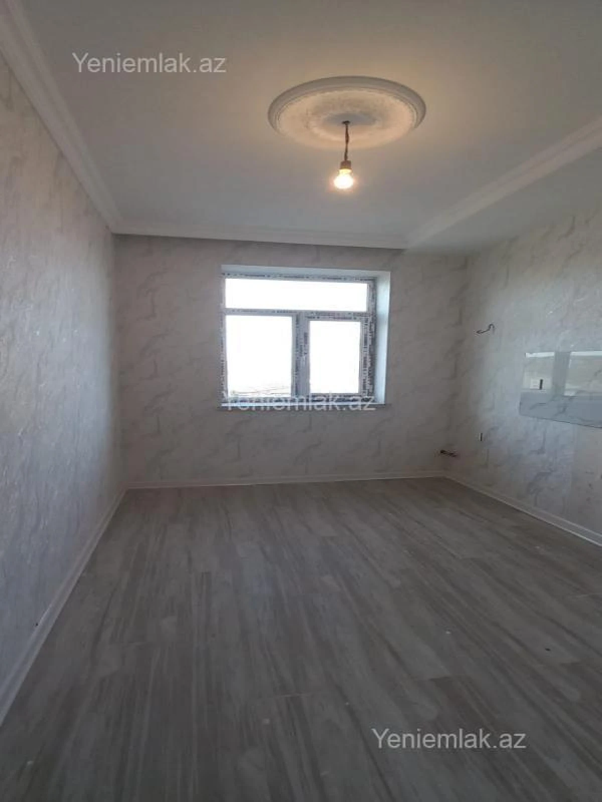 Satılır 3 otaqlı yeni tikili 70 m²