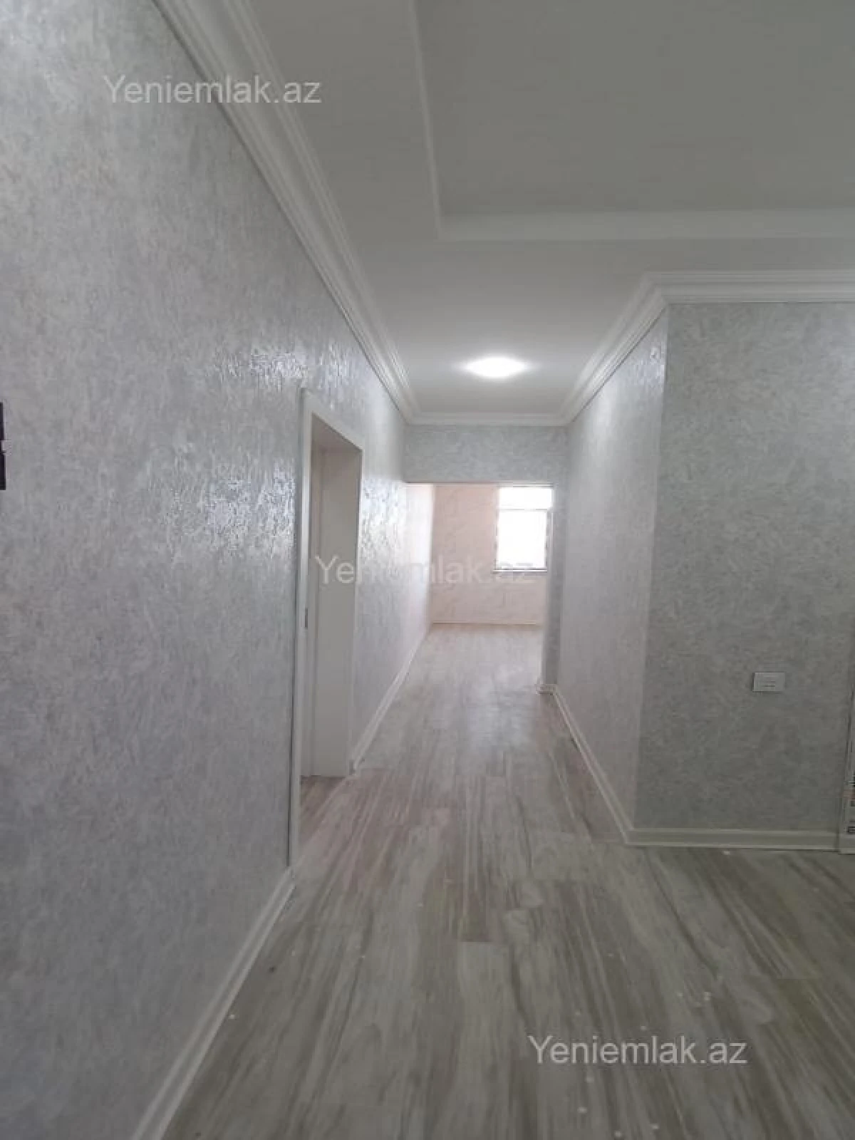 Satılır 3 otaqlı yeni tikili 70 m²
