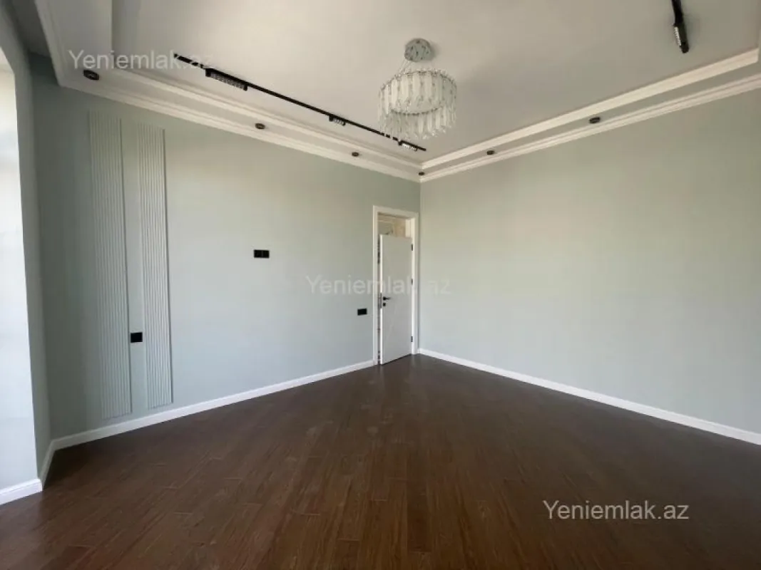 Satılır 6 otaqlı həyət evi 290 m²