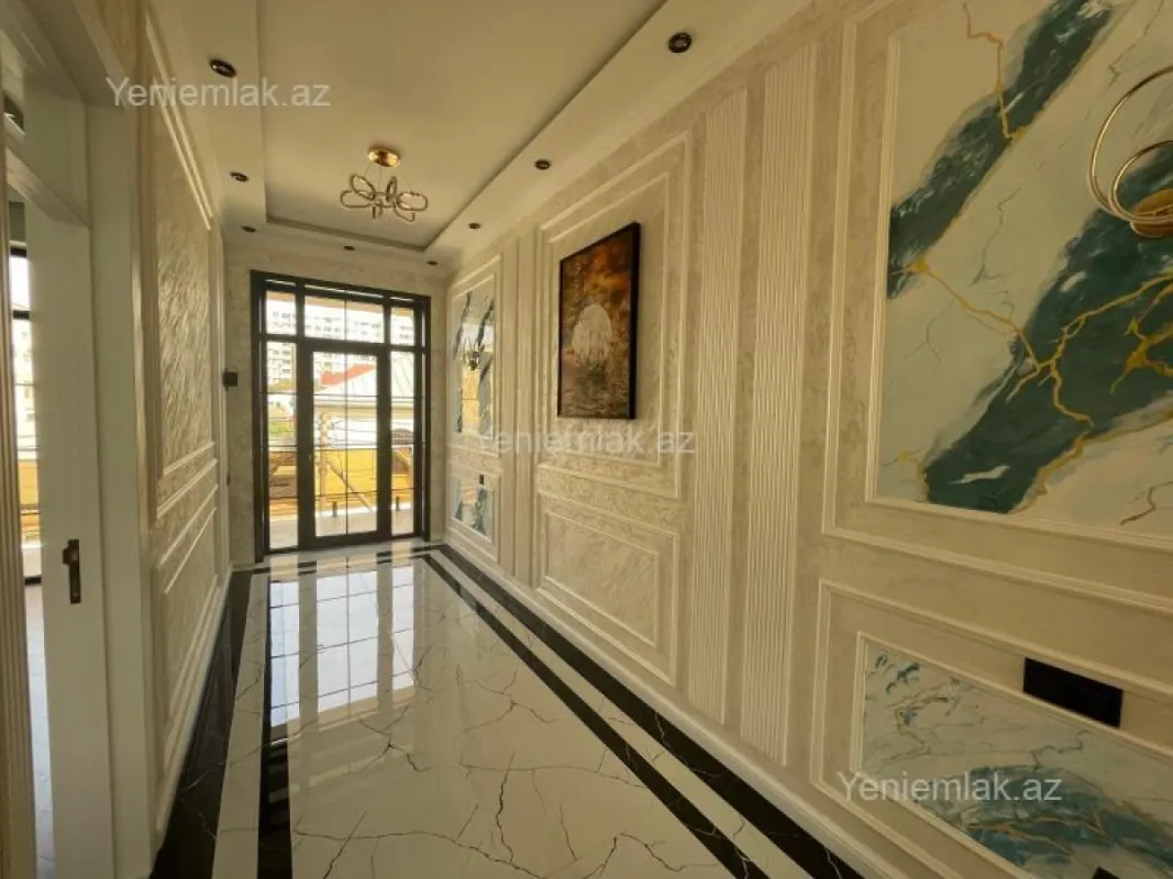 Satılır 6 otaqlı həyət evi 290 m²