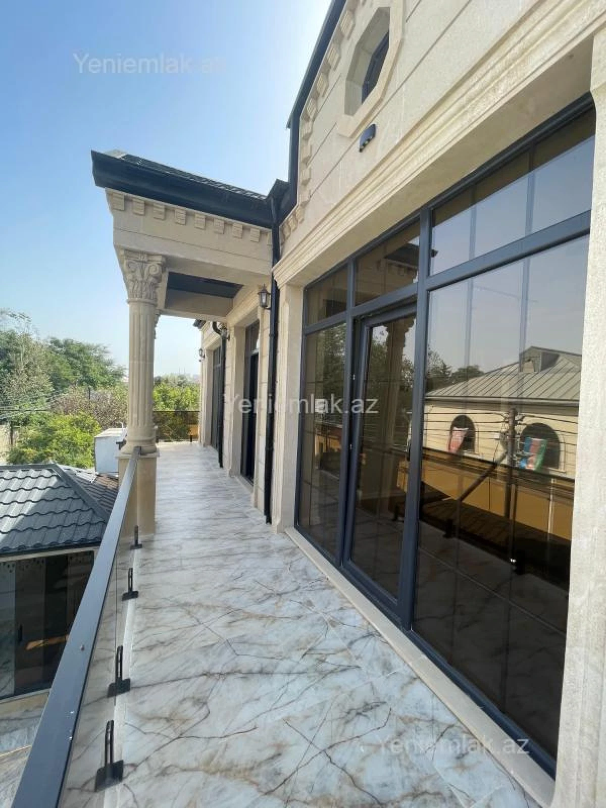 Satılır 6 otaqlı həyət evi 290 m²